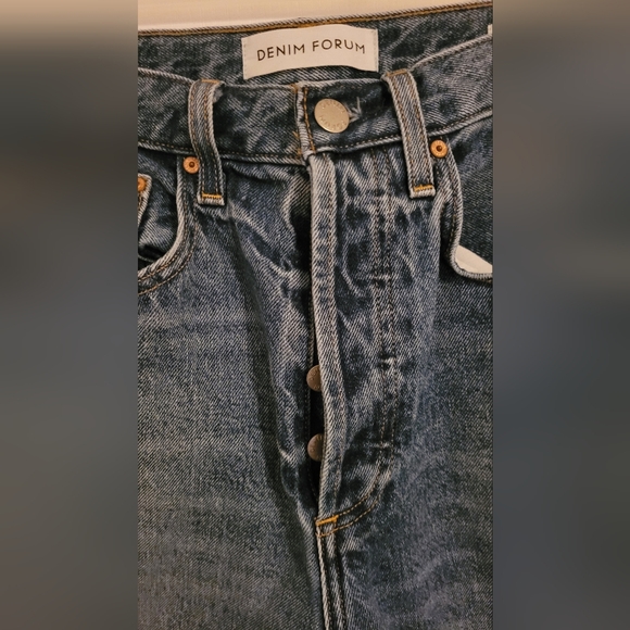 Aritzia Denim Forum The Joni High Rise Loose Jeans - Picture 8 of 9